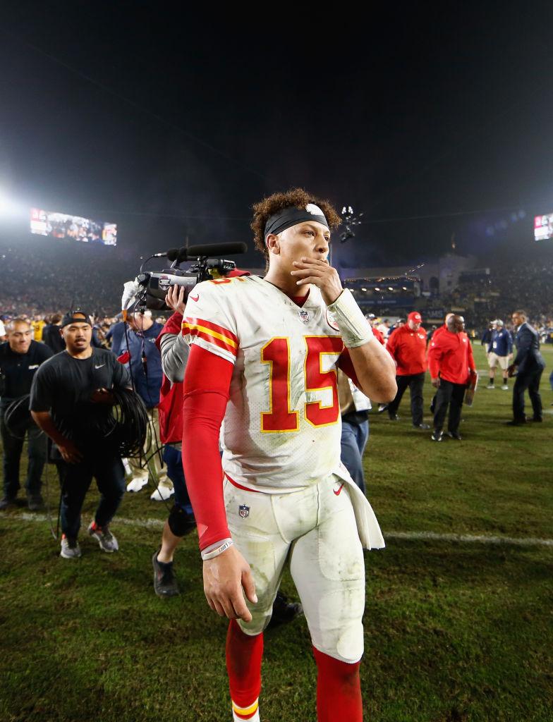 🚨 30 MINUTES AGO, IN KANSAS CITY, CHIEFS STAR PATRICK MAHOMES WAS OFFICIALLY CONFIRMED AS TEMPORARILY STEPPING AWAY FROM FOOTBALL WHILE UNDERGOING MEDICAL EVALUATION… 😭