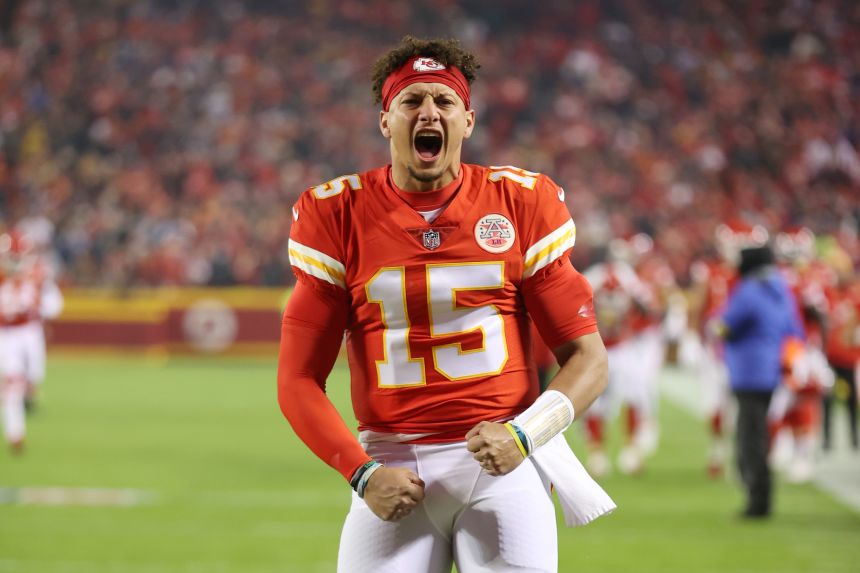 Chiefs vs Giants: Kansas City edges New York but 'everything's not beautiful' | CNN