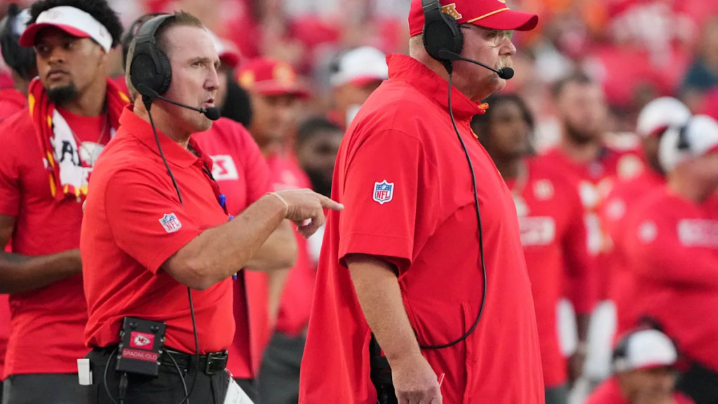 🚨 30 MINUTES AGO IN KANSAS CITY, CHIEFS HEAD COACH ANDY REID WAS OFFICIALLY CONFIRMED AS….. 🏈😭