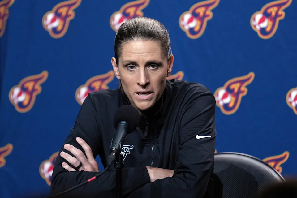Congratulations Pour In for Indiana Fever Coach After Big News - Yahoo Sports