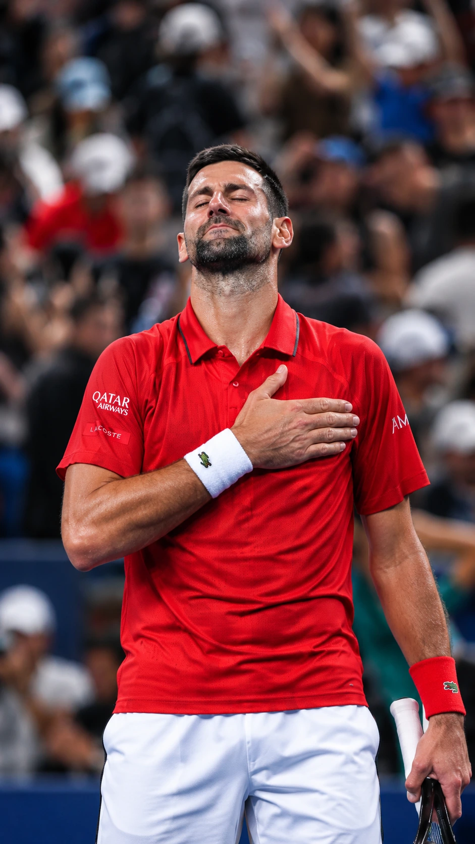 🚨 DJOKOVIC RAISED HIS FIST — AND THIS EXPLOSIVE MOMENT REMINDS THE TENNIS WORLD WHY HE’S THE GOAT! 🐐🔥
