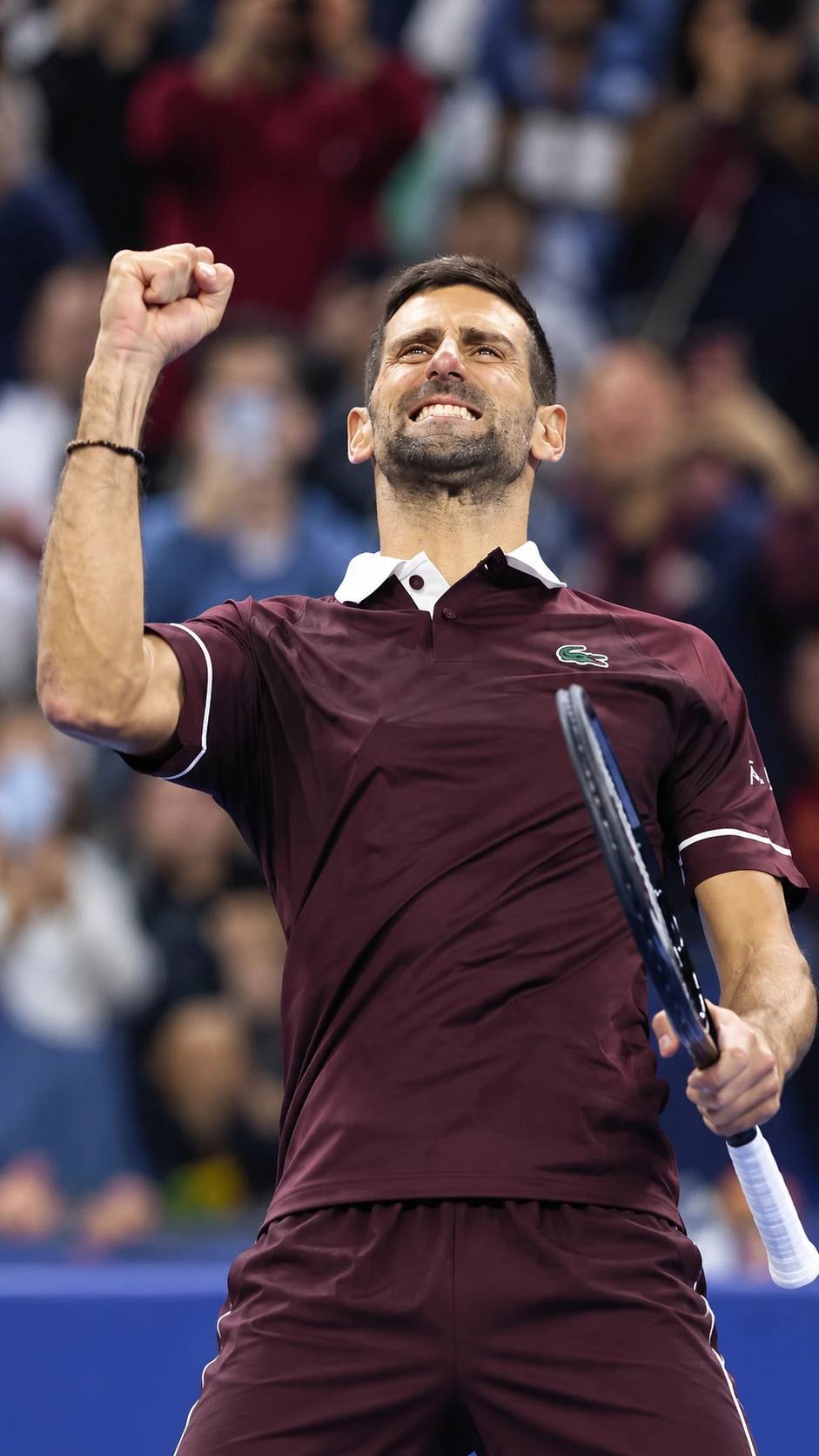 🚨 DJOKOVIC’S EXPLOSIVE FIST PUMP SAYS IT ALL — THE MOMENT THAT DEFINES A TENNIS LEGEND! 🐐🔥